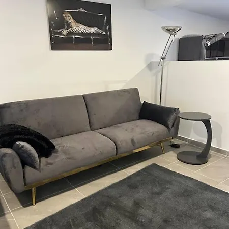 Apartamento Ruhig Wohnen Im Kleinen Im Sueden Von Berlin *